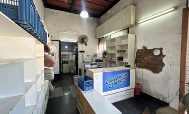 IMPORTANTE PROPIEDAD EN CALLE URQUIZA 238