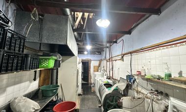 IMPORTANTE PROPIEDAD EN CALLE URQUIZA 238