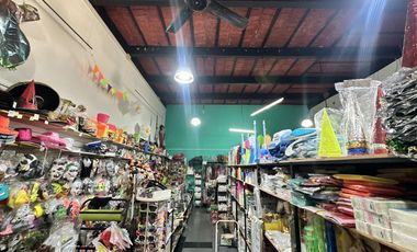 IMPORTANTE PROPIEDAD EN CALLE URQUIZA 238