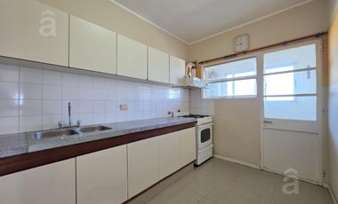 Departamento en Venta en Villa Ballester - Tres Ambientes - Zona Centro