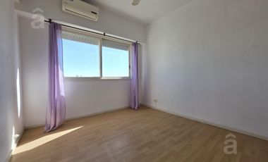 Departamento en Venta en Villa Ballester - Tres Ambientes - Zona Centro