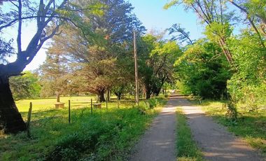 Lote en venta en La Granja  . Esquina , sobre calle las Violetas . A mts del hotel Los Palomeros.