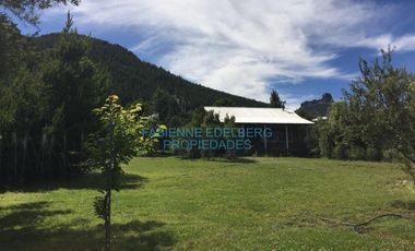 Cabaña de montaña en Meliquina sobre 2 lotes parquizados | 2000 m² -