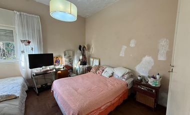Casa en Wilde dos ambientes con jardin en venta