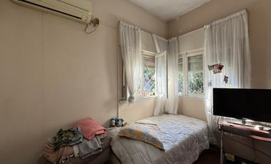 Casa en Wilde dos ambientes con jardin en venta