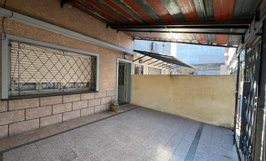Casa en Tapiales - 3 dormitorios - Ideal para remodelar a gusto
