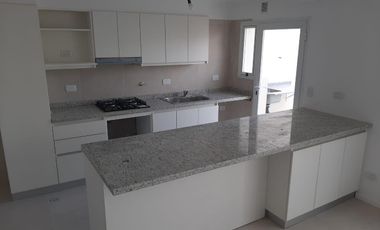 Departamento en venta   3 amb  de pozo Altos de Maschwitz