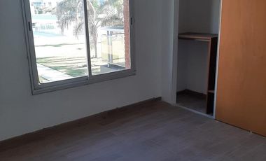 Departamento en venta   3 amb  de pozo Altos de Maschwitz
