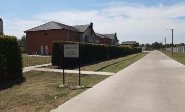 Departamento en venta   3 amb  de pozo Altos de Maschwitz