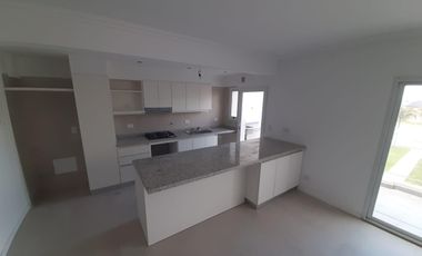 Departamento en venta   3 amb  de pozo Altos de Maschwitz