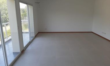 Departamento en venta   3 amb  de pozo Altos de Maschwitz