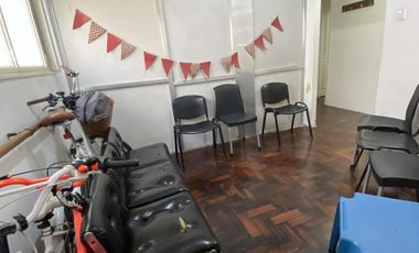 Consultorio pb en Recoleta a metros de sanatorio privados