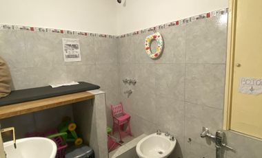Consultorio pb en Recoleta a metros de sanatorio privados