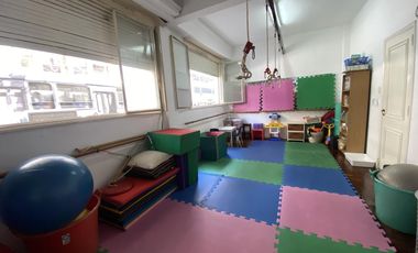 Consultorio pb en Recoleta a metros de sanatorio privados