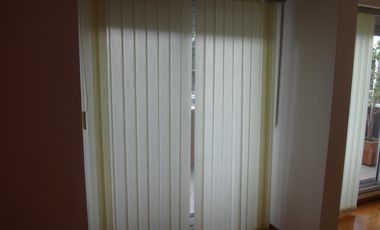 Dpto de 2 dormit., living comedor, balcón con parrillero, cocina, íntimo. baño, cochera y amenities.