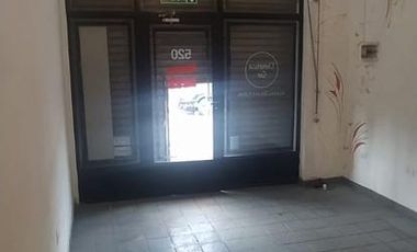 Local - Marmol Excelente Ubicacion !!!!!