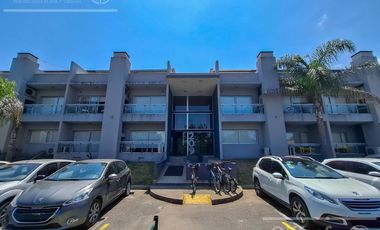 Venta de Departamento de 3 ambientes en Altos de Hudson 2, Hudson, Berazategui. Apto crédito