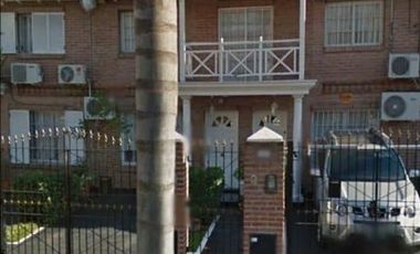 VENTA DE TRIPLEX 5 AMBIENTES