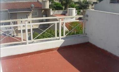 VENTA DE TRIPLEX 5 AMBIENTES