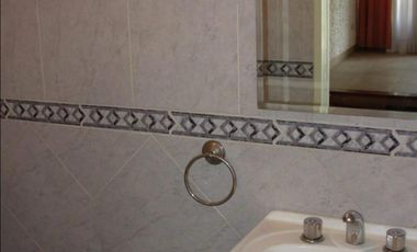 VENTA DE TRIPLEX 5 AMBIENTES