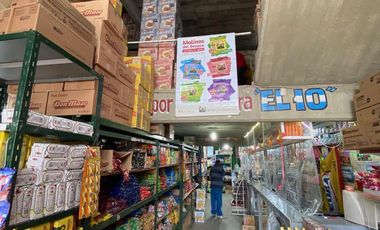 Galpon con dos pisos en alquiler sobre ruta 8