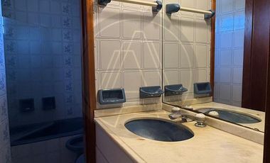 Casa 5 ambientes con gran parque y piscina - Del Viso Pilar