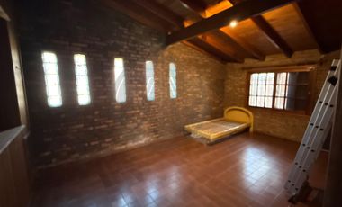 Casa 5 ambientes con gran parque y piscina - Del Viso Pilar
