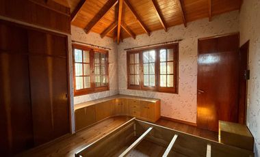 Casa 5 ambientes con gran parque y piscina - Del Viso Pilar