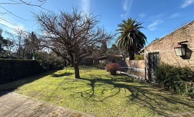 Casa 5 ambientes con gran parque y piscina - Del Viso Pilar