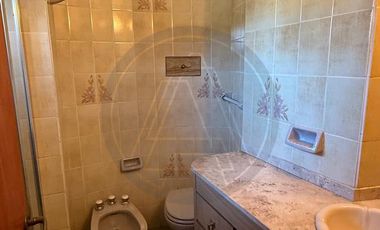 Casa 5 ambientes con gran parque y piscina - Del Viso Pilar