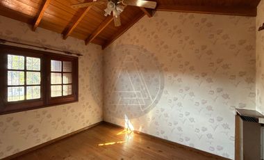 Casa 5 ambientes con gran parque y piscina - Del Viso Pilar