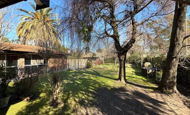 Casa 5 ambientes con gran parque y piscina - Del Viso Pilar