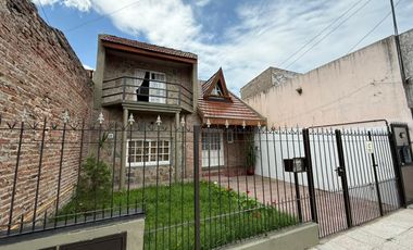 PH en Villa Dominico cuatro ambientes en venta