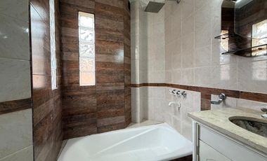 PH en Villa Dominico cuatro ambientes en venta