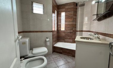 PH en Villa Dominico cuatro ambientes en venta