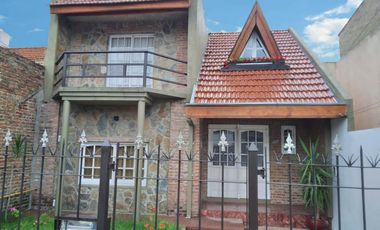 PH en Villa Dominico cuatro ambientes en venta