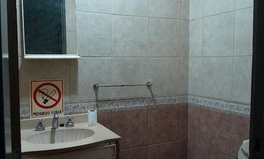 Venta galpon deposito Av circunvalacion 27 de febrero apto camiones baños techo hormigon