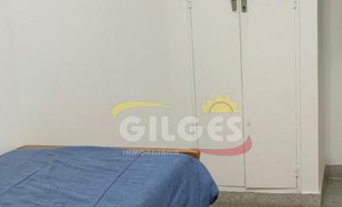 Venta  de Casa 10 Amb. en Olivos De Categoría Con pileta