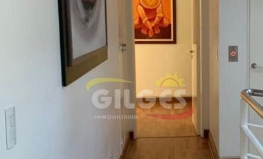 Venta  de Casa 10 Amb. en Olivos De Categoría Con pileta