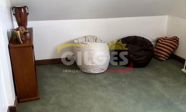Venta  de Casa 10 Amb. en Olivos De Categoría Con pileta