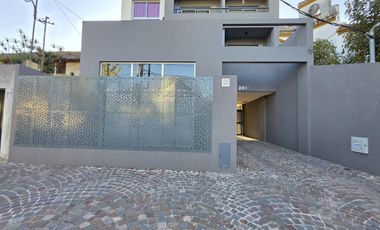 Departamento en Venta en Villa Ballester - Dos Ambientes con Cochera Cubierta.