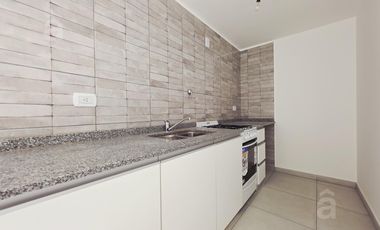 Departamento en Venta en Villa Ballester - Dos Ambientes con Cochera Cubierta.
