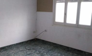 Casa de 2 dormitorios con patio! APTO CREDITO