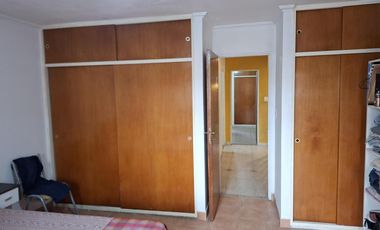 VENTA DE TRIPLEX 4 AMBIENTES EN RAMOS MEJIA SUR