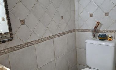 VENTA DE TRIPLEX 4 AMBIENTES EN RAMOS MEJIA SUR