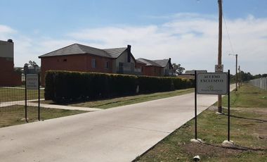 Venta de Pozo - Dúplex 4 AMB en Altos de Maschwitz
