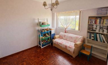 Departamento 4 Ambientes con Cochera en Colegiales