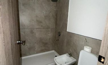 Departamento semipiso 4 ambientes con cochera subterranea a estrenar en venta  - Bernal centro