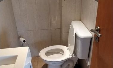 Casa en  Adrogue excelente estado 3 dormitorios cochera quincho y piscina!