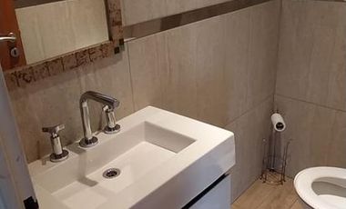 Casa en  Adrogue excelente estado 3 dormitorios cochera quincho y piscina!